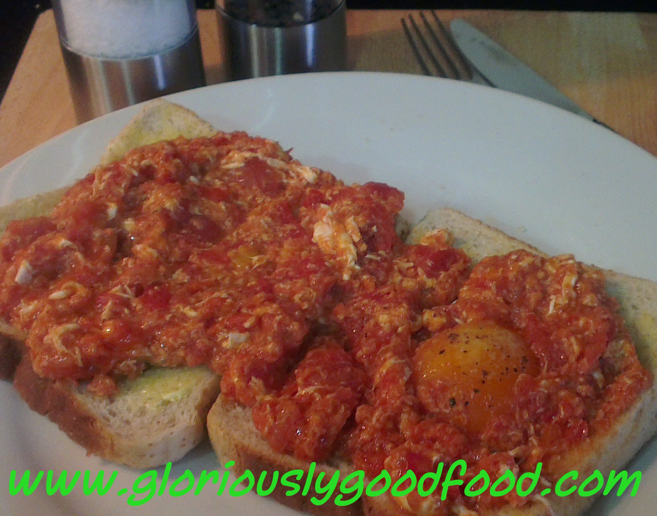 Tomato Fried Eggs | Eggs poached in Tomatoes | Eggs scrambled in Tomatoes