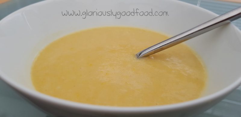 rich spicy chicken and sweetcorn soup
